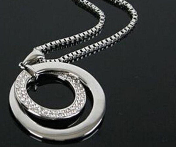 Long Chain Pendant necklace
